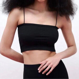Zara/💰2 FOR $10💰Black ribbed crop top/ Size US S